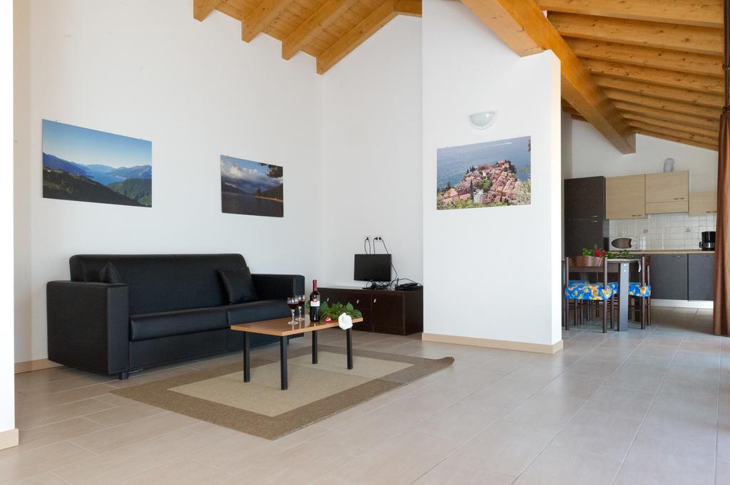Residence Le Azalee & Spa Vercana Rom bilde