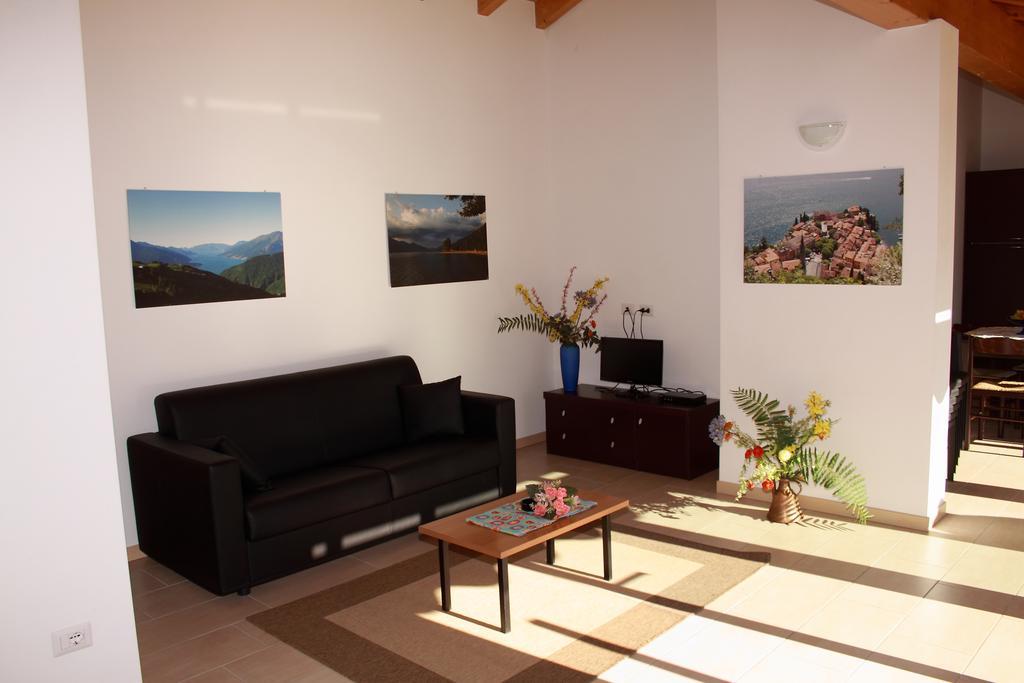 Residence Le Azalee & Spa Vercana Rom bilde