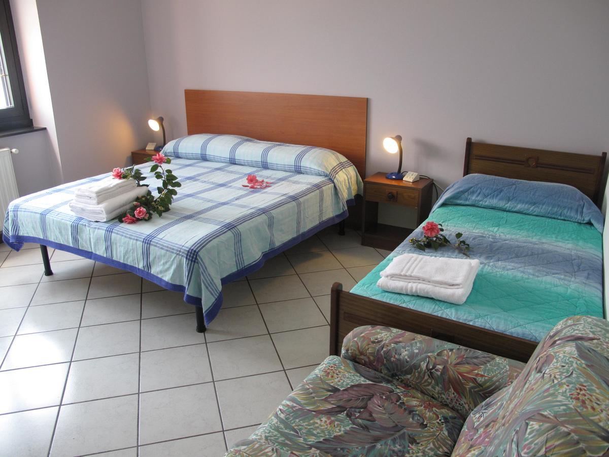 Residence Le Azalee & Spa Vercana Eksteriør bilde